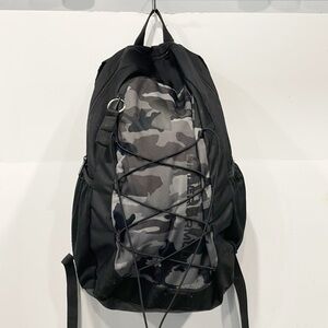 Under Armour‎ Camouflage Backpack Zipper closures Storm Lace Up Hustle Unisex